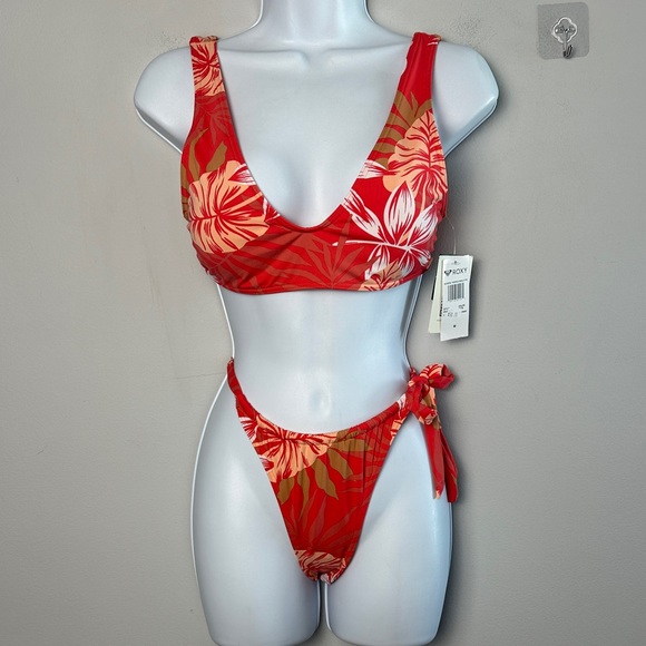 NEW Roxy Seaside Tropicals Bikini Medium Bralette Top Cheeky High Leg Bottom NWT - Picture 2 of 16